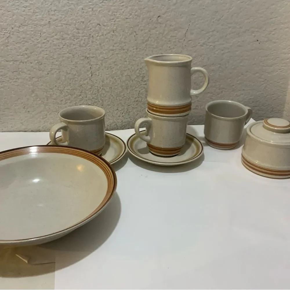 Vintage Japan Stoneware Set salad bowl creamer sugar bowl cups suacers G10
